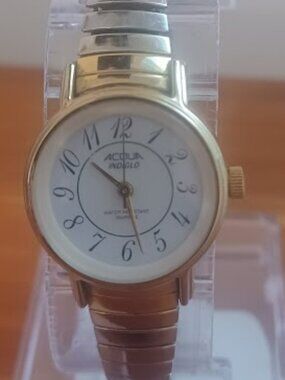 Vintage Ladies ACQUA INDIGLO Quartz Gold Tone Watch - WORKS!
